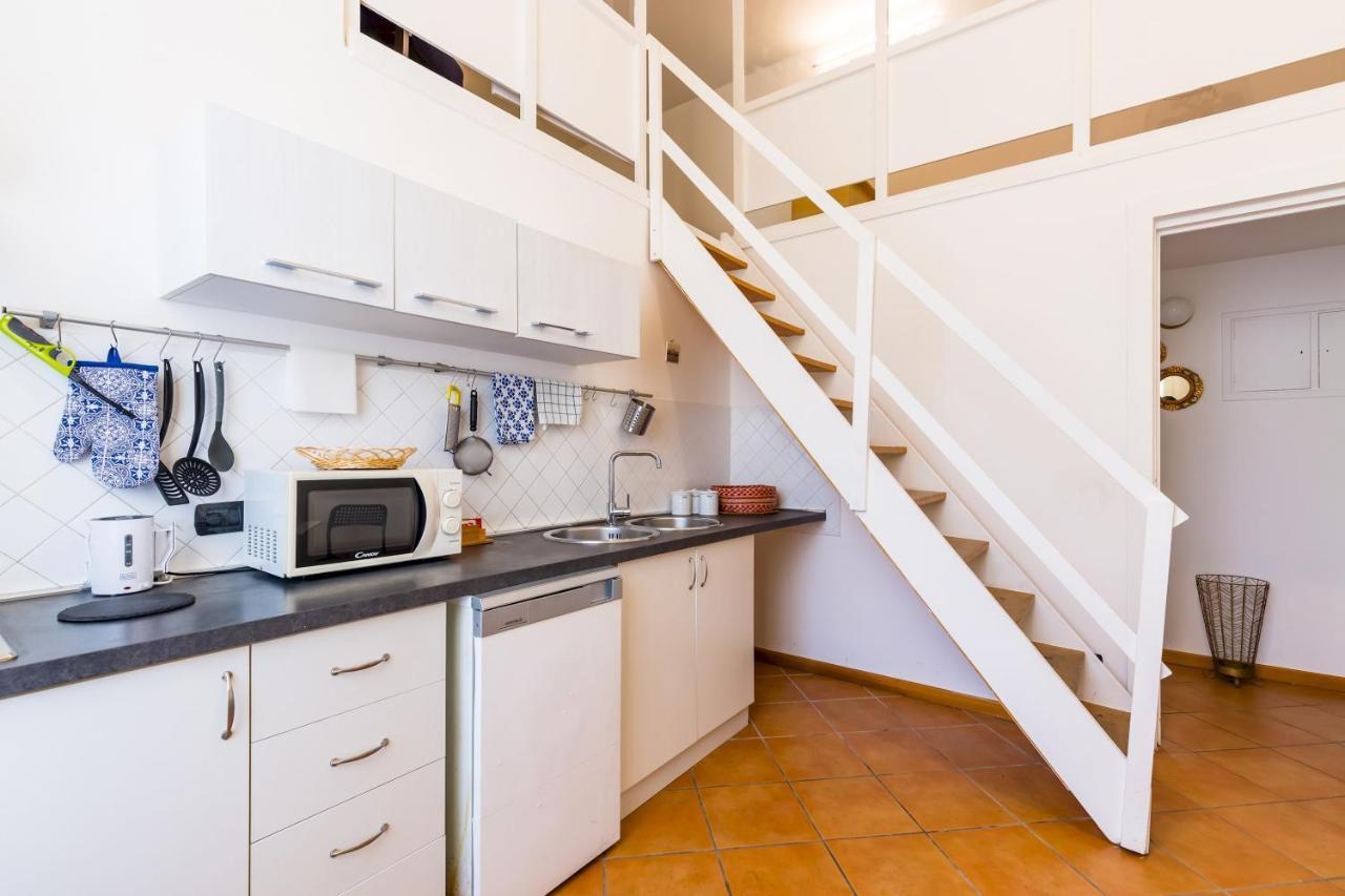 Portico 17 - Charming House Close Promenade Appartement Naples