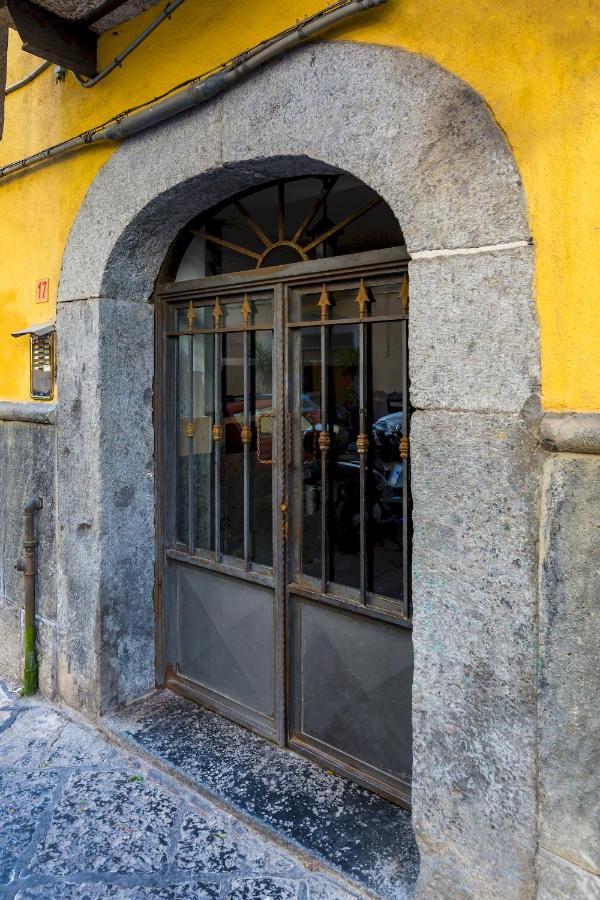 Portico 17 - Charming House Close Promenade Napels